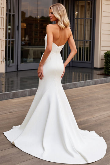 Élégante robe de mariée sans bretelles sirène en satin ivoire